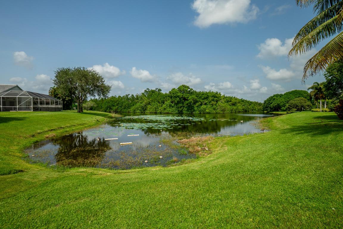 LAKEFIELD OF THE LANDINGS AT WELLINGTON 1 - Residential