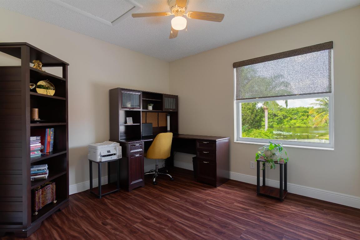 LAKEFIELD OF THE LANDINGS AT WELLINGTON 1 - Residential