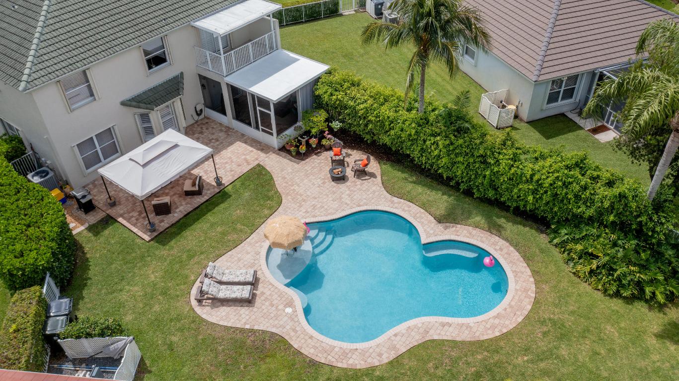 LAKEFIELD OF THE LANDINGS AT WELLINGTON 1 - Residential