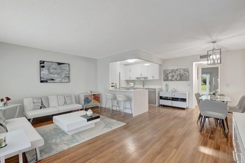 1044 Rexford C Boca Raton FL 33434