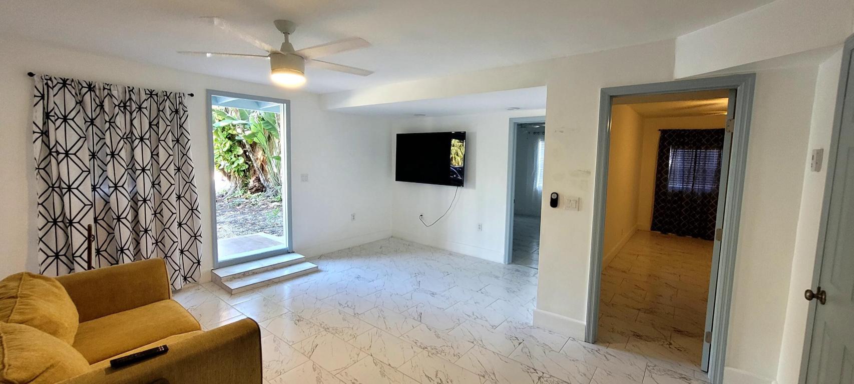 NORTH LAUDERDALE AMENDED PLAT - Residential Income