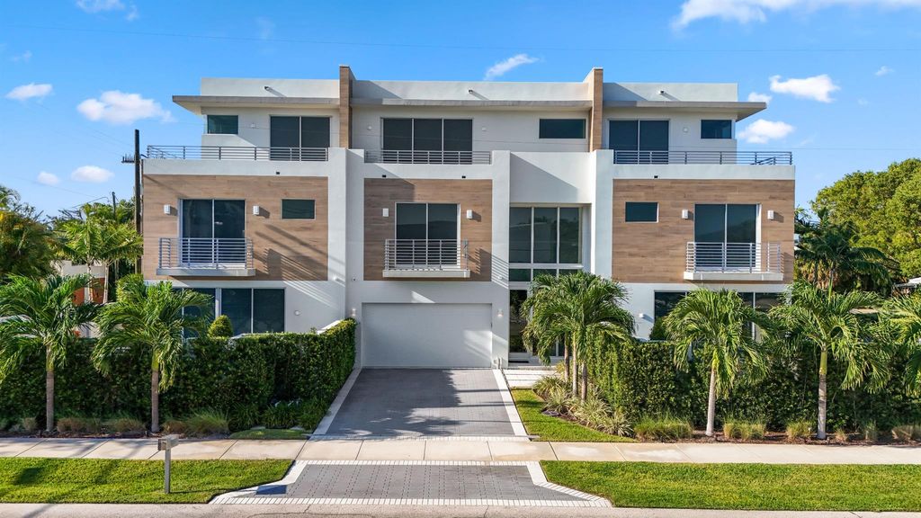 Photo of 200 NE 7th Avenue #2, Delray Beach, FL 33483 (MLS # R10918235)