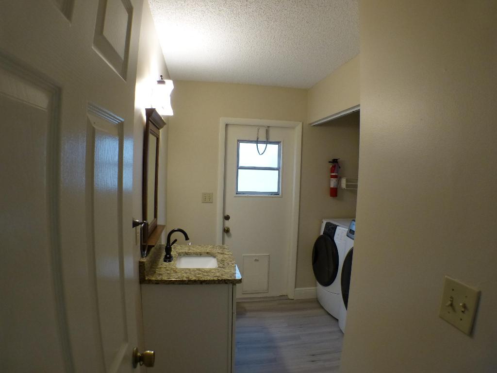 FAIRFIELD AT BOCA 5 OF CEDAR GROVE - Residential Lease