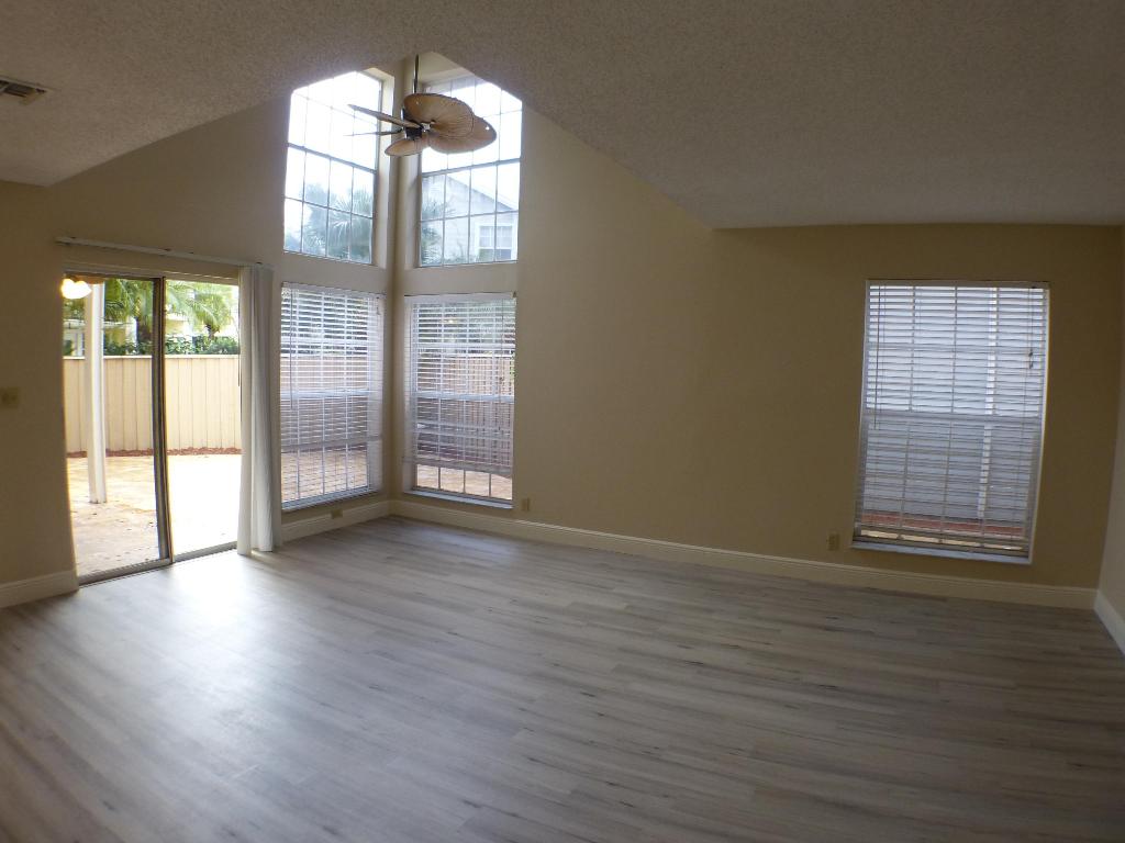 FAIRFIELD AT BOCA 5 OF CEDAR GROVE - Residential Lease