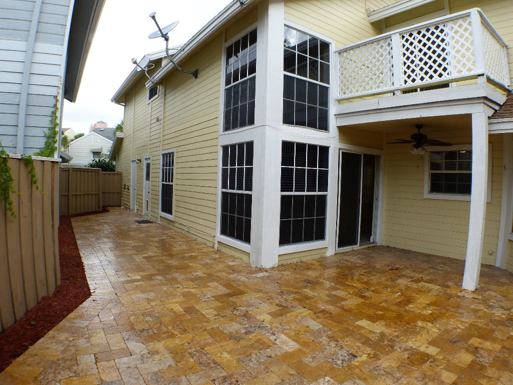 FAIRFIELD AT BOCA 5 OF CEDAR GROVE - Residential Lease