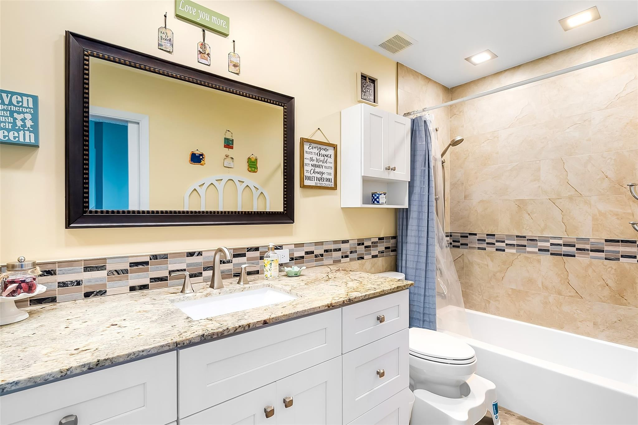 Lakes Of Newport II 158-2 - Residential