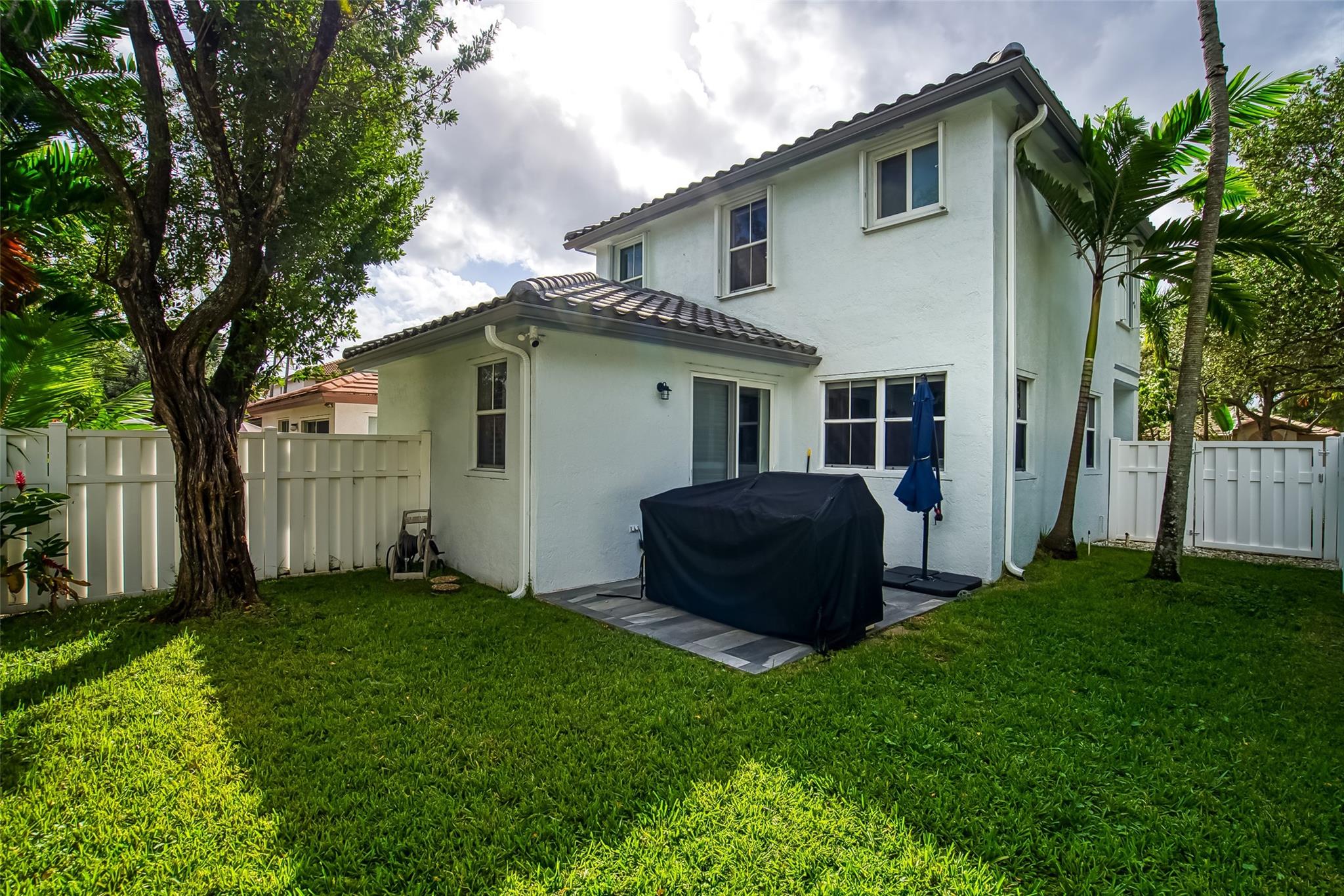 Lakes Of Newport II 158-2 - Residential