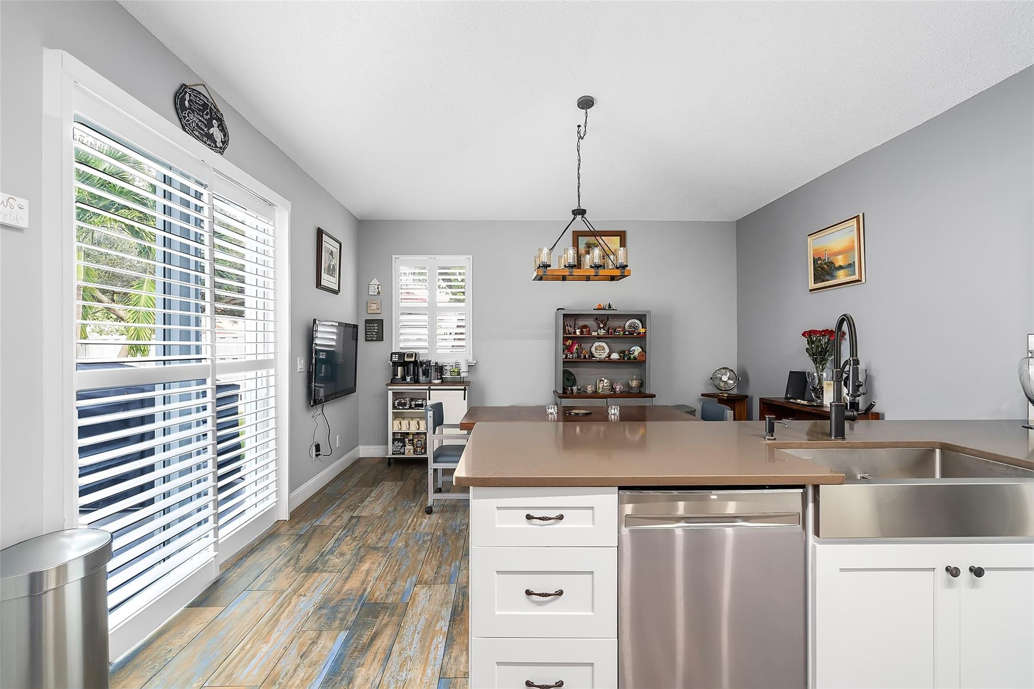 Lakes Of Newport II 158-2 - Residential