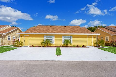Photo of 1662 Royal Forest Court, West Palm Beach, FL 33406 (MLS # R11162293)