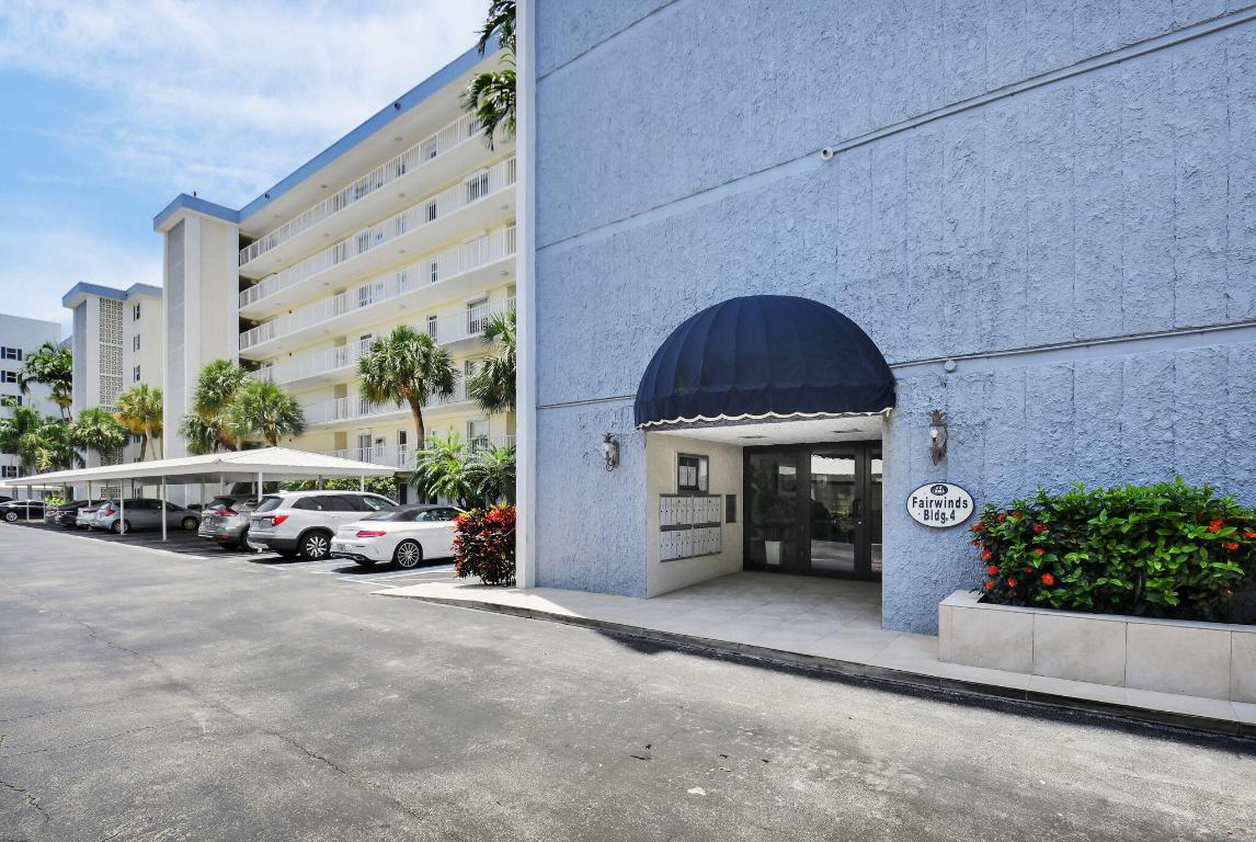 1 Harbourside Drive 4506