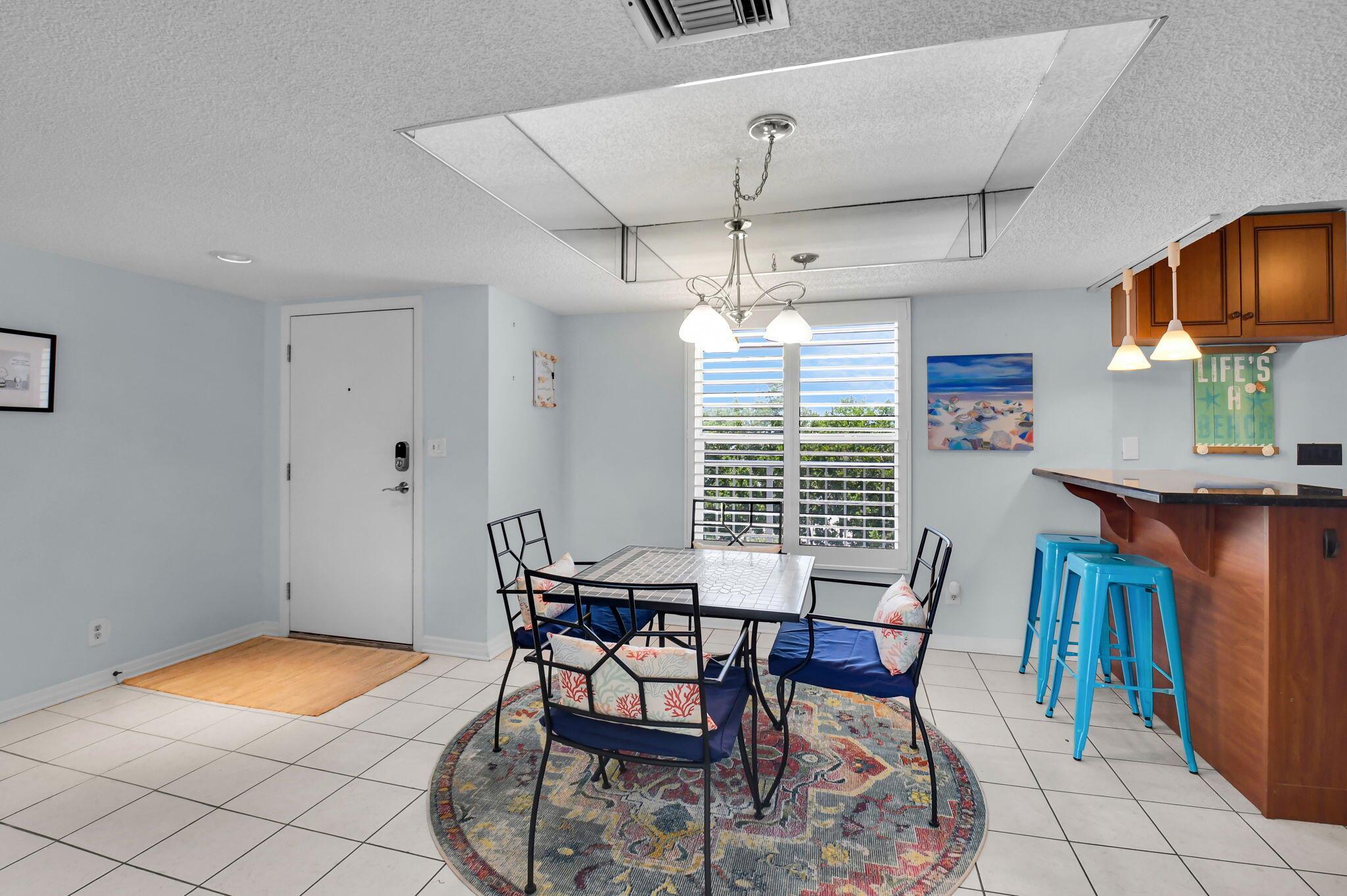 1 Harbourside Drive 4506