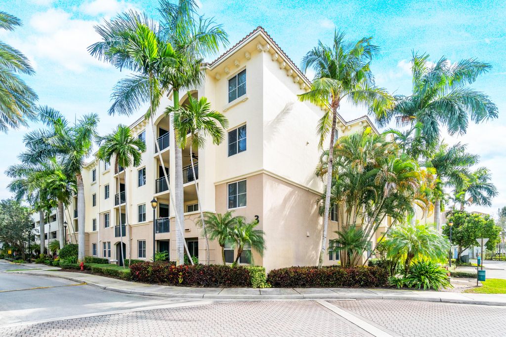 Photo of 4 Renaissance Way #309, Boynton Beach, FL 33426 (MLS # R10979164)