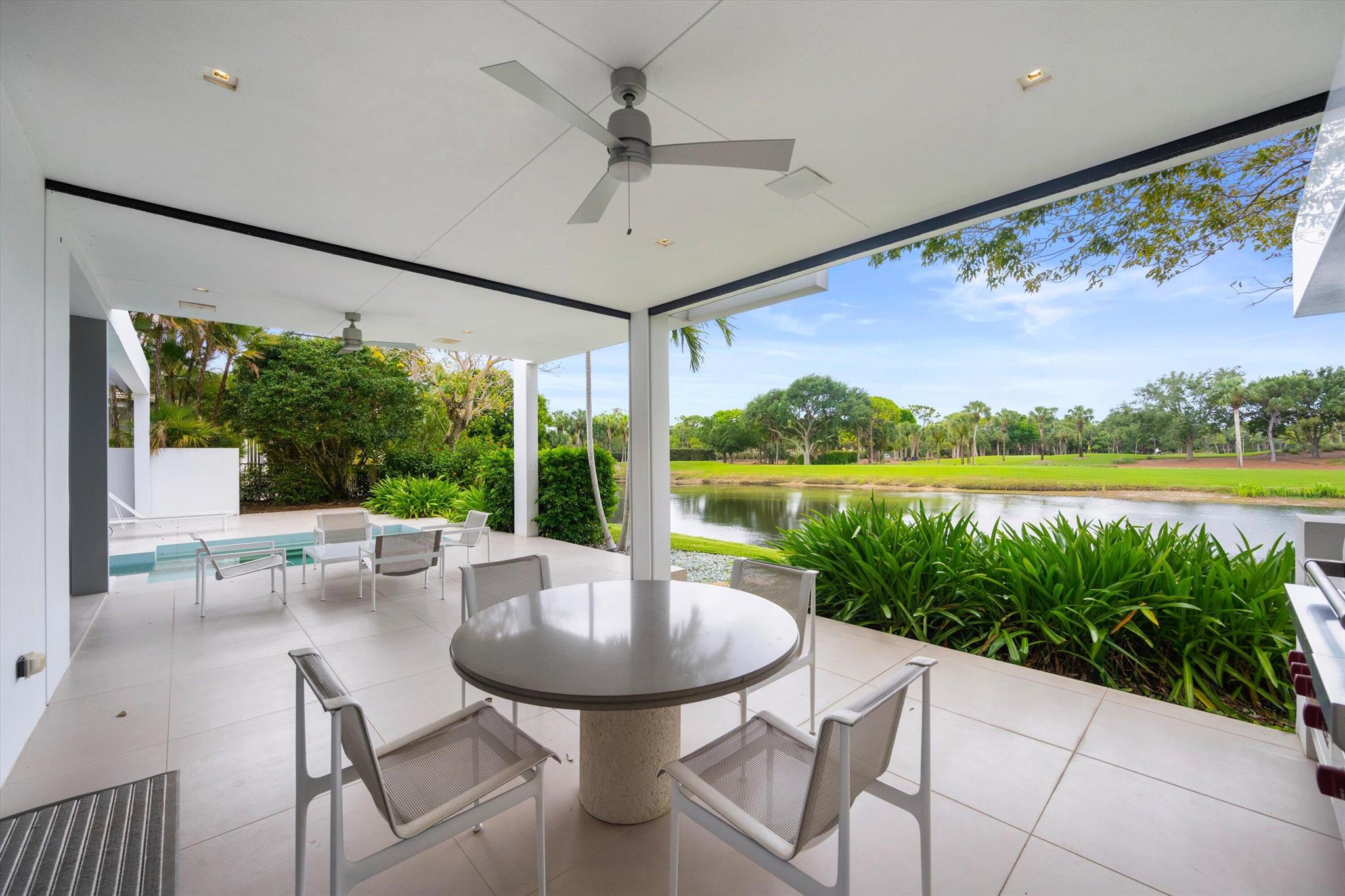 LOXAHATCHEE CLUB AT MAPLE - Residential