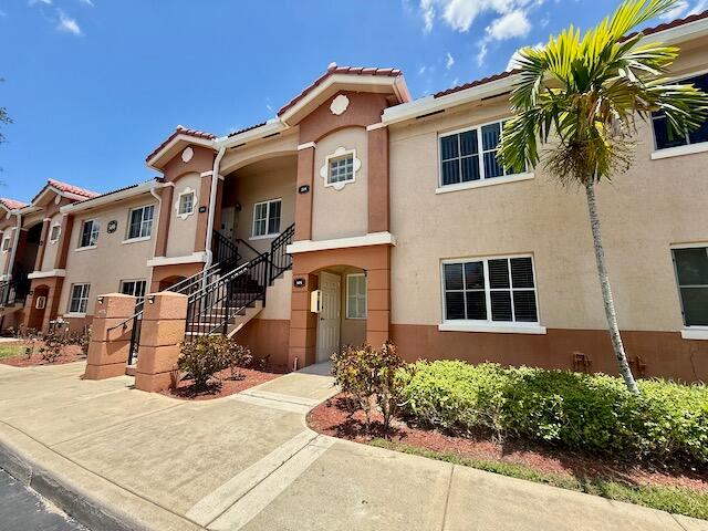 Welcome to this beautifully updated 2-bed, 2-bath ground-floor condo in the gated community of Briar Bay! Featuring wood-look tile throughout, a sleek new kitchen with brand-new stainless steel appliances, and spacious walk-in closets in both bedrooms. Enjoy stylishly renovated bathrooms and a convenient location just minutes to PBI, downtown West Palm, and top-rated schools. Community perks include a pool and secure entry--everything you need for easy South Florida living!