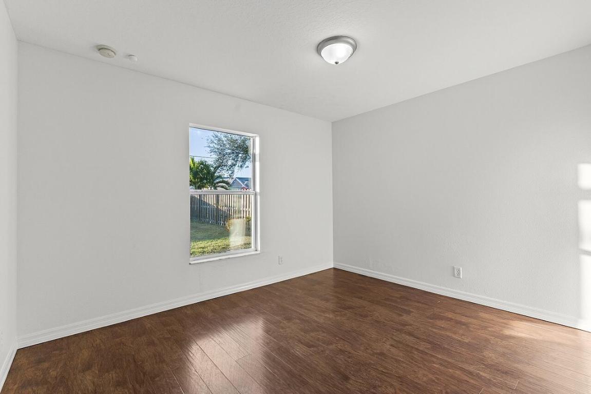 PORT ST LUCIE SECTION 3 - Residential