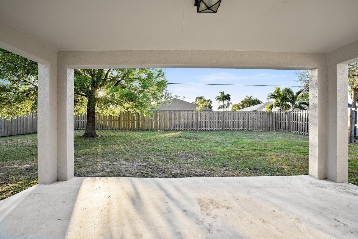 PORT ST LUCIE SECTION 3 - Residential