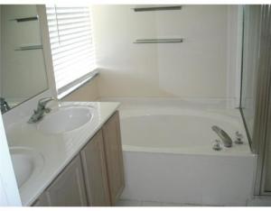 WILLOUGHBY FARMS - Residential