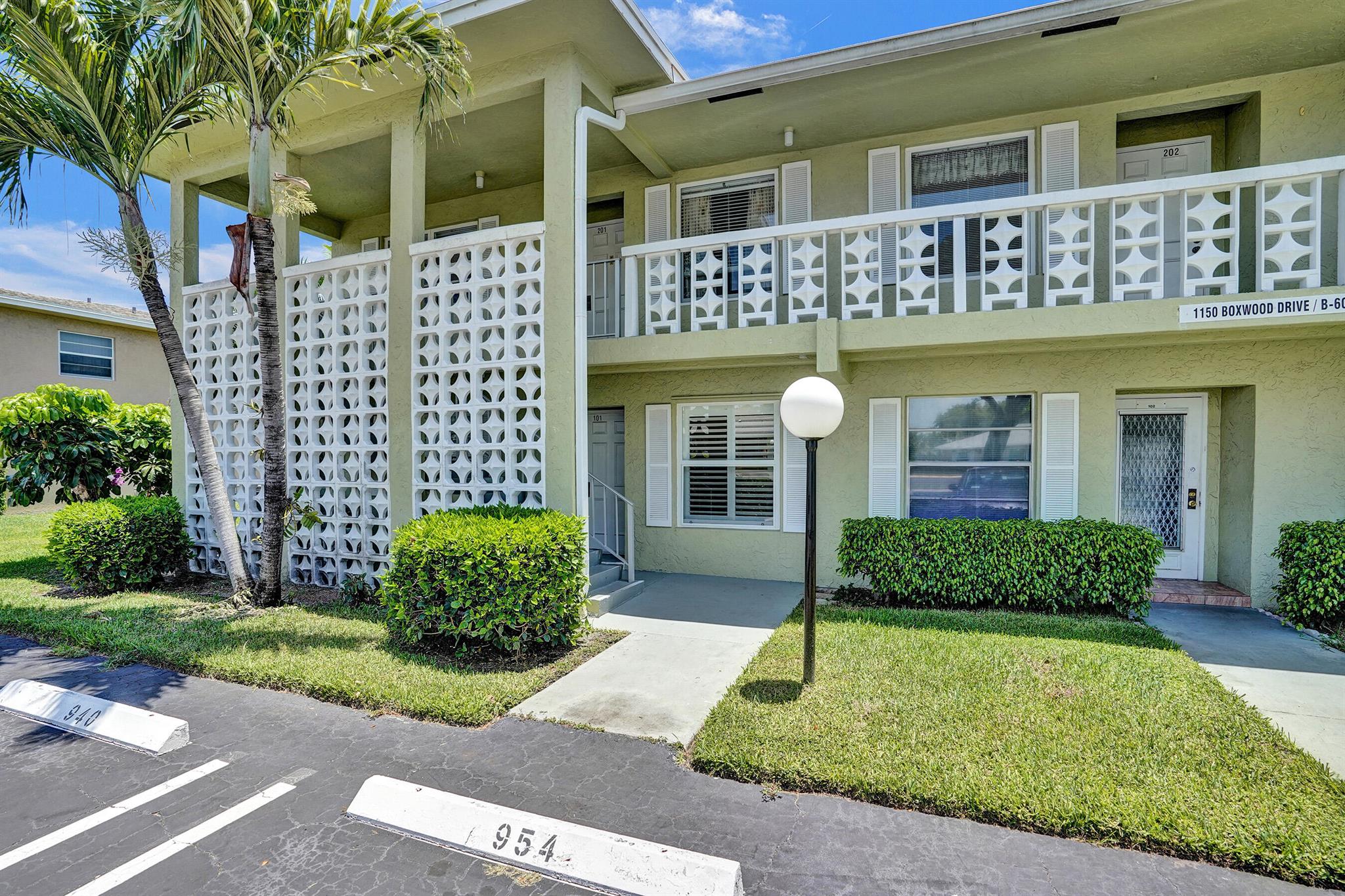 1150 Boxwood Drive 101