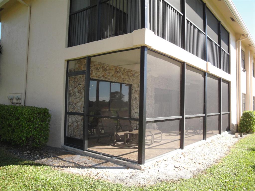 SOUTHPORT AT HUNTERS RUN CONDO - Residential