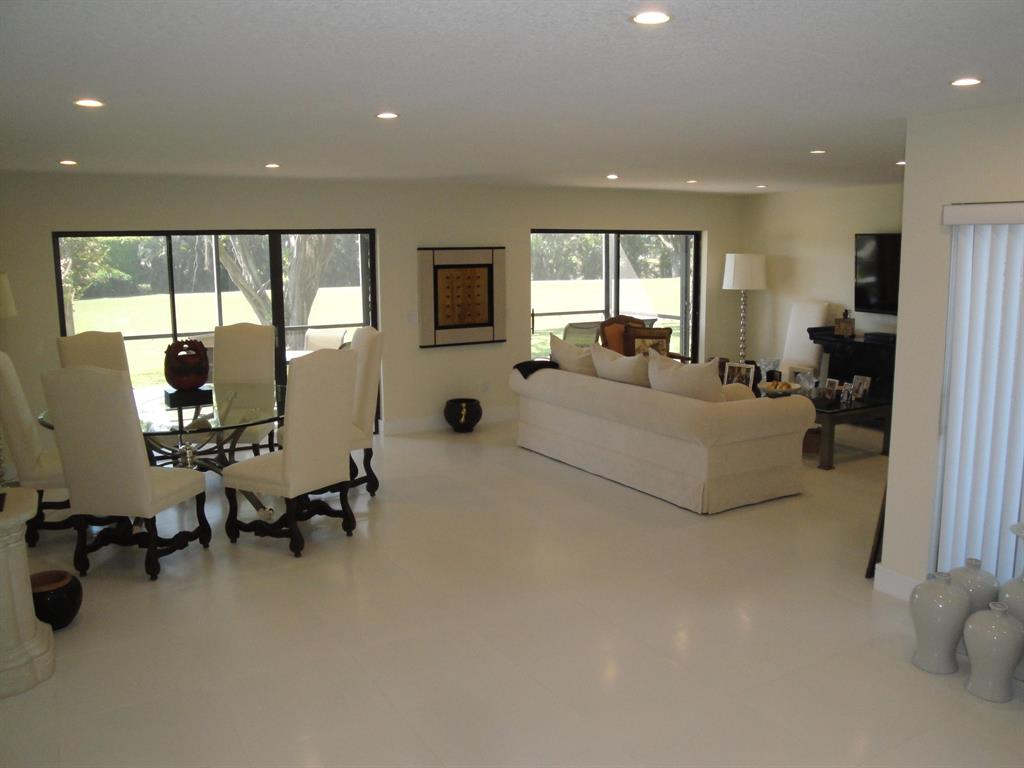 SOUTHPORT AT HUNTERS RUN CONDO - Residential