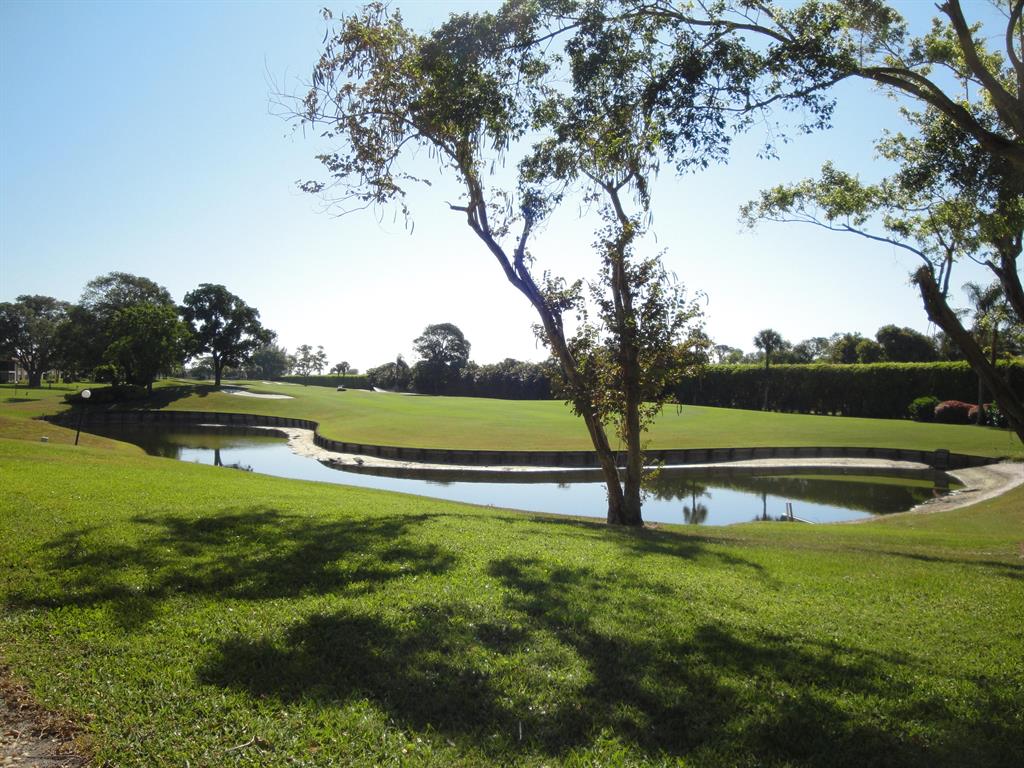 SOUTHPORT AT HUNTERS RUN CONDO - Residential