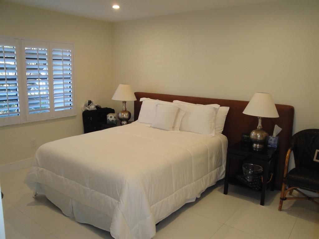 SOUTHPORT AT HUNTERS RUN CONDO - Residential