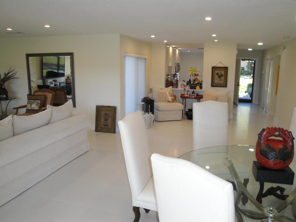 SOUTHPORT AT HUNTERS RUN CONDO - Residential