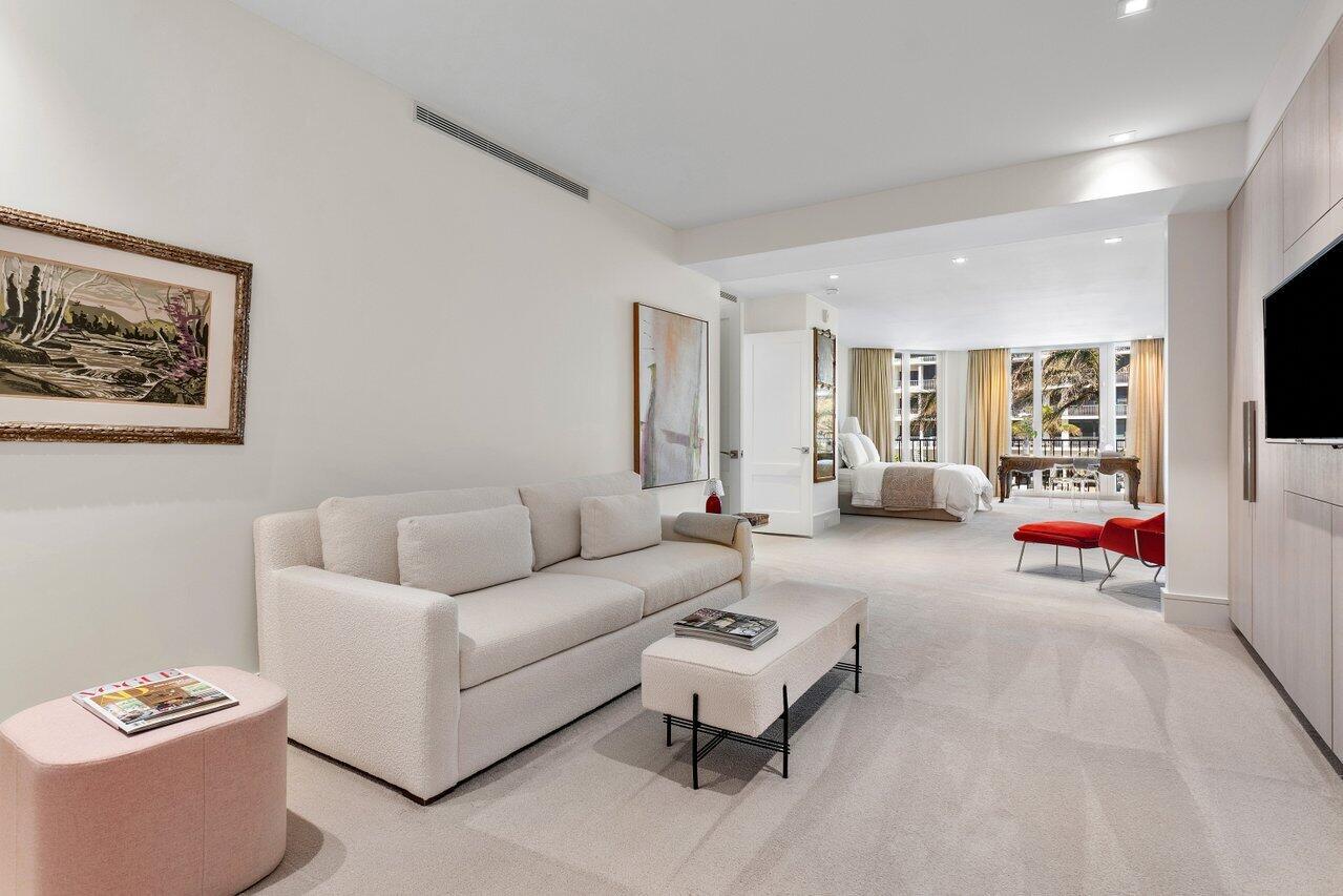 TWO THOUSAND CONDO - Residential