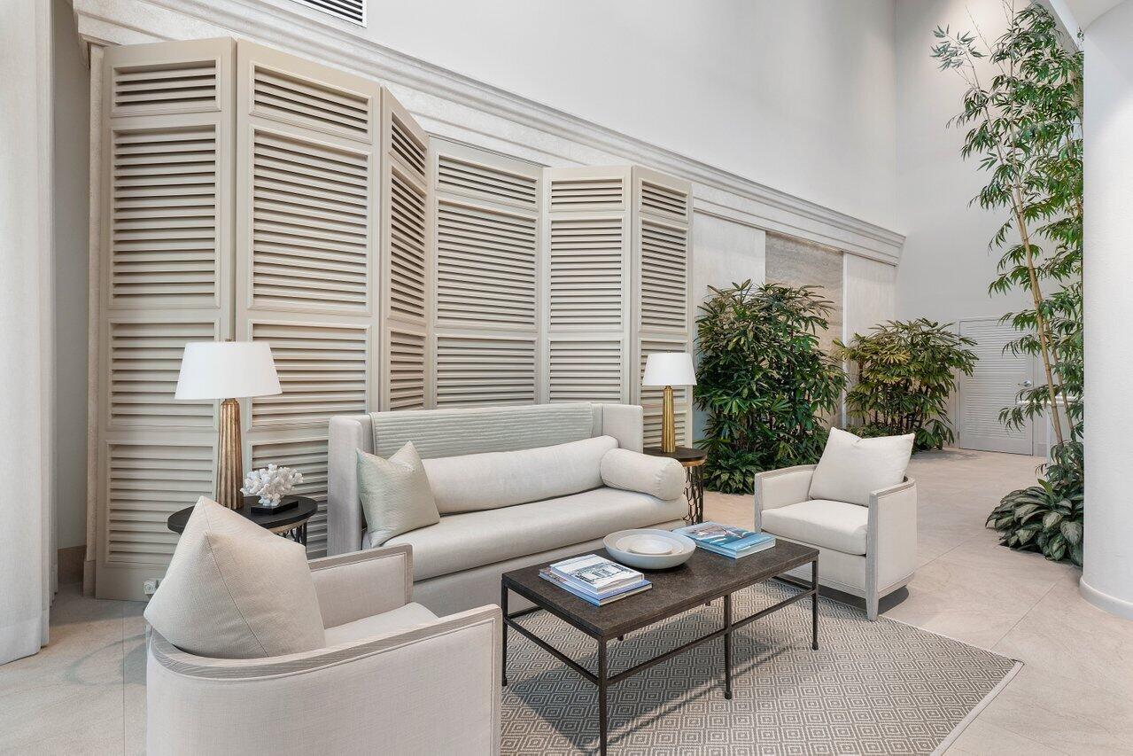 TWO THOUSAND CONDO - Residential