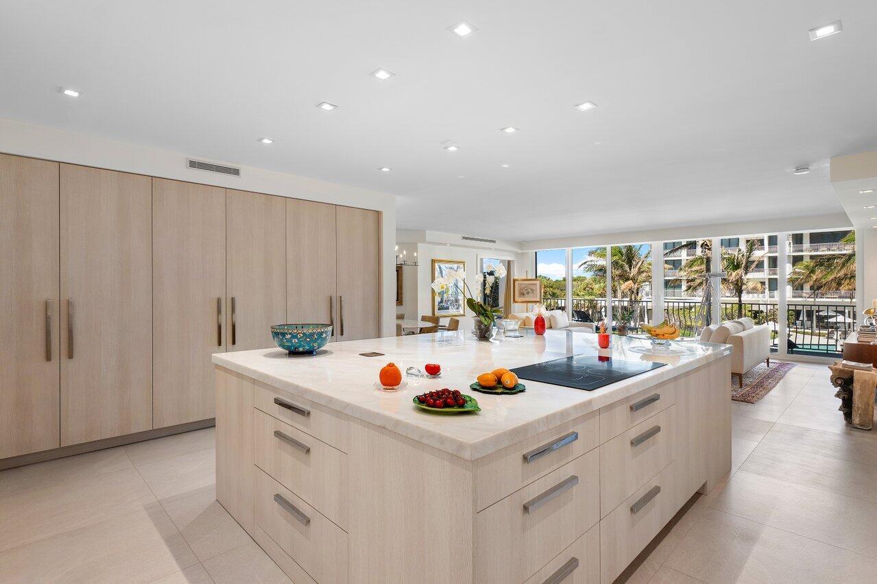 TWO THOUSAND CONDO - Residential