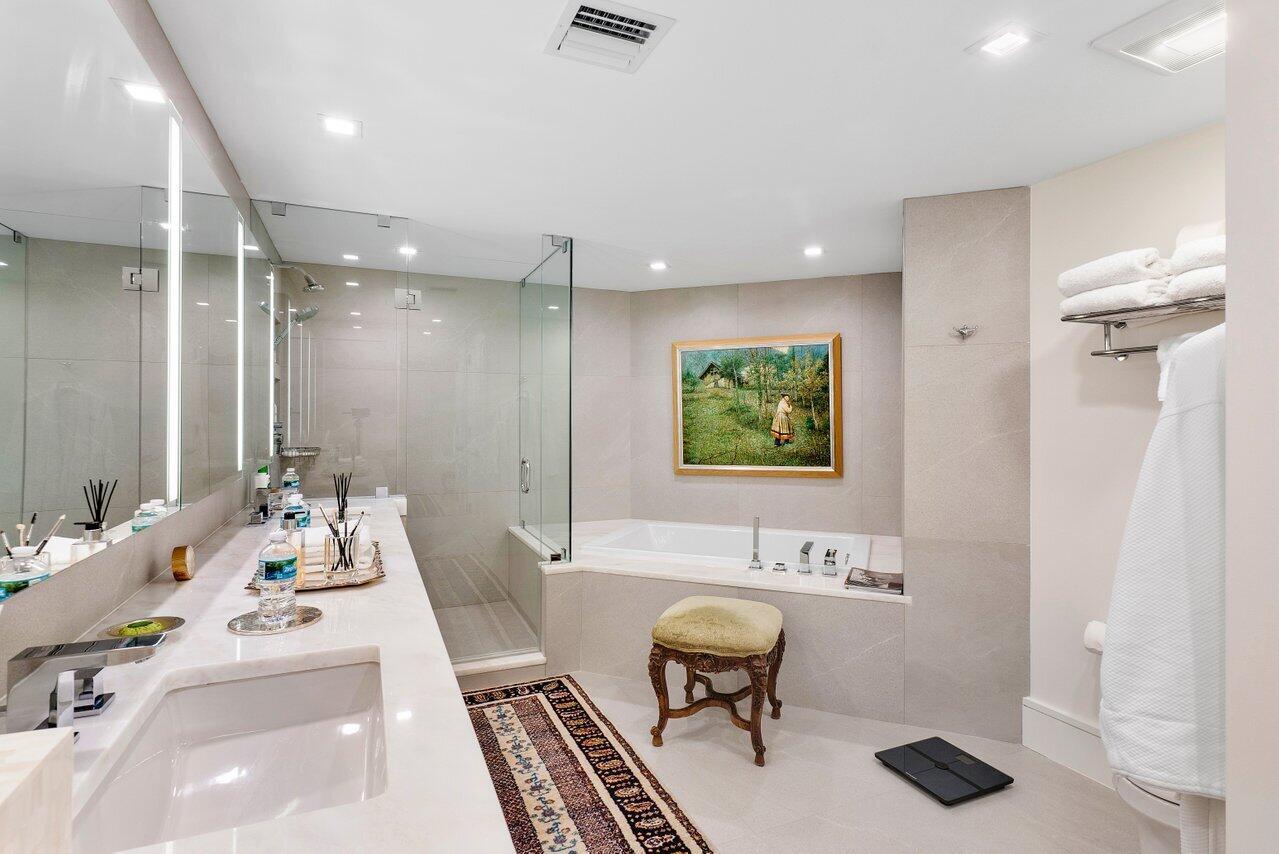 TWO THOUSAND CONDO - Residential