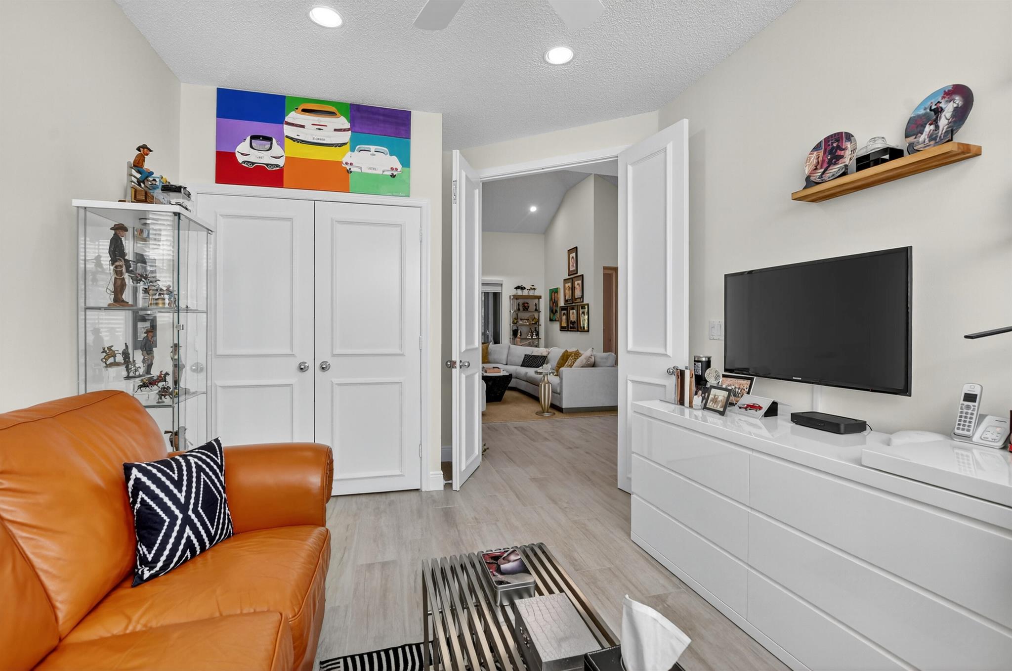 THE COVE - Residential