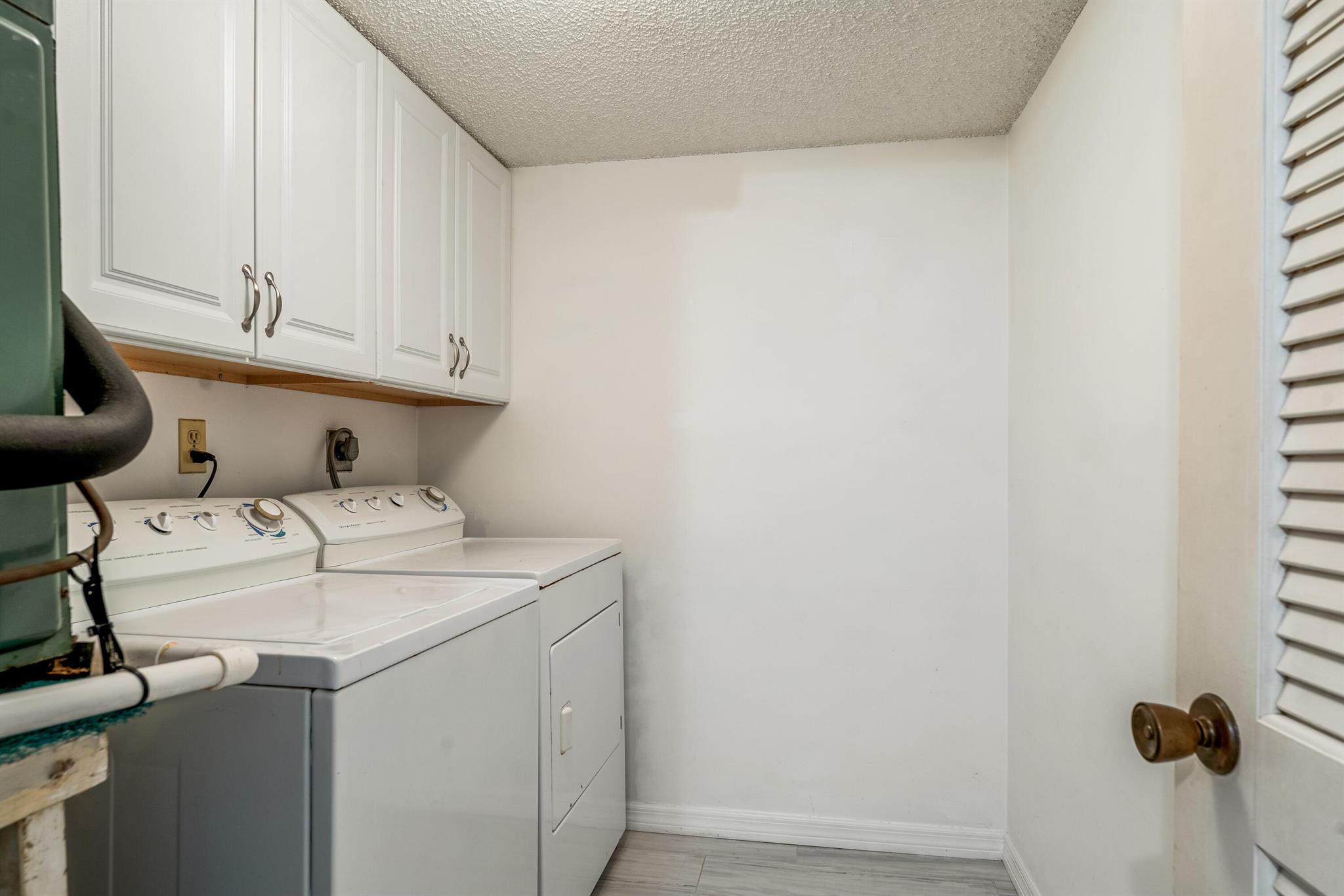 SEA WINDS CONDOMINIUM - Residential