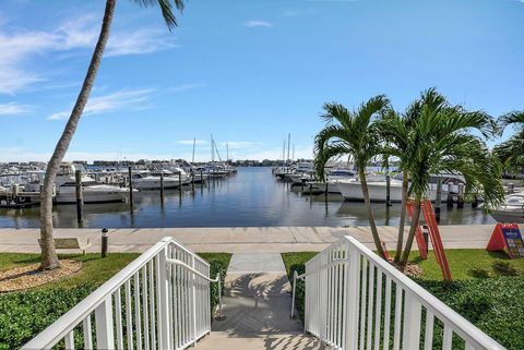 A home in Lantana