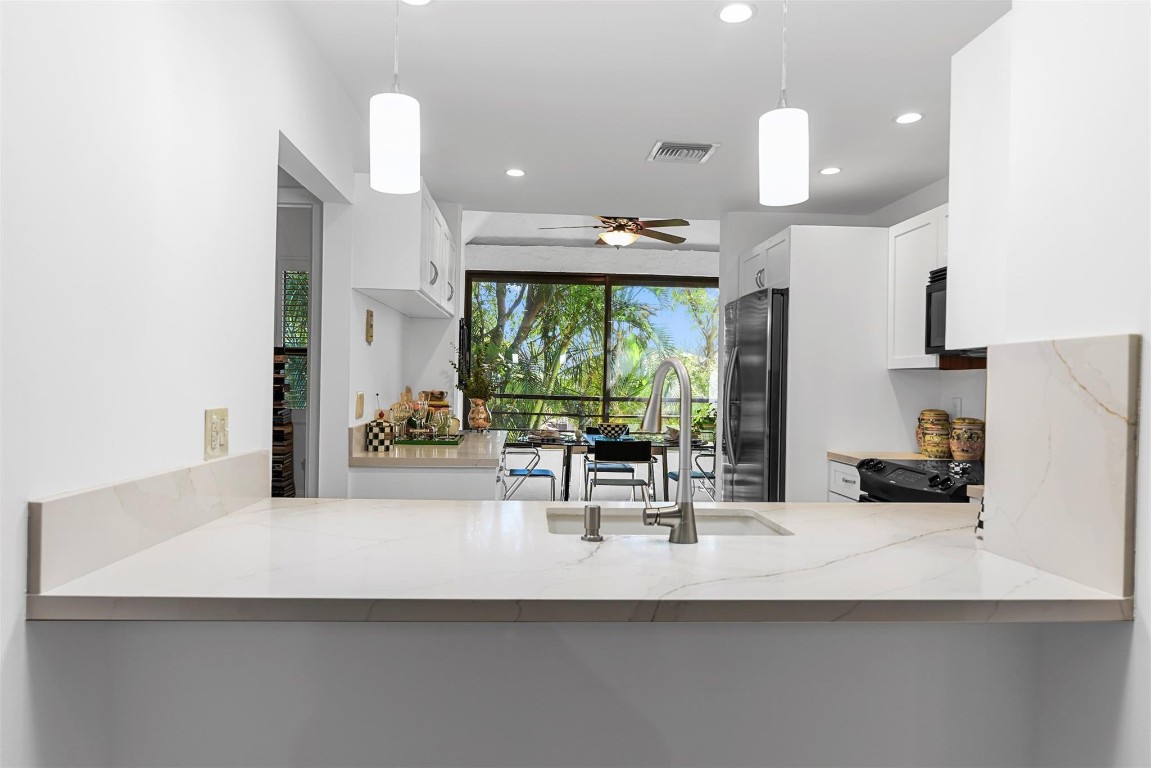 7535 La Paz Boulevard 301