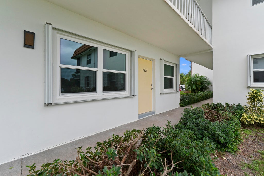 Photo of 1225 NW 21st Street #3805, Stuart, FL 34994 (MLS # R11030700)