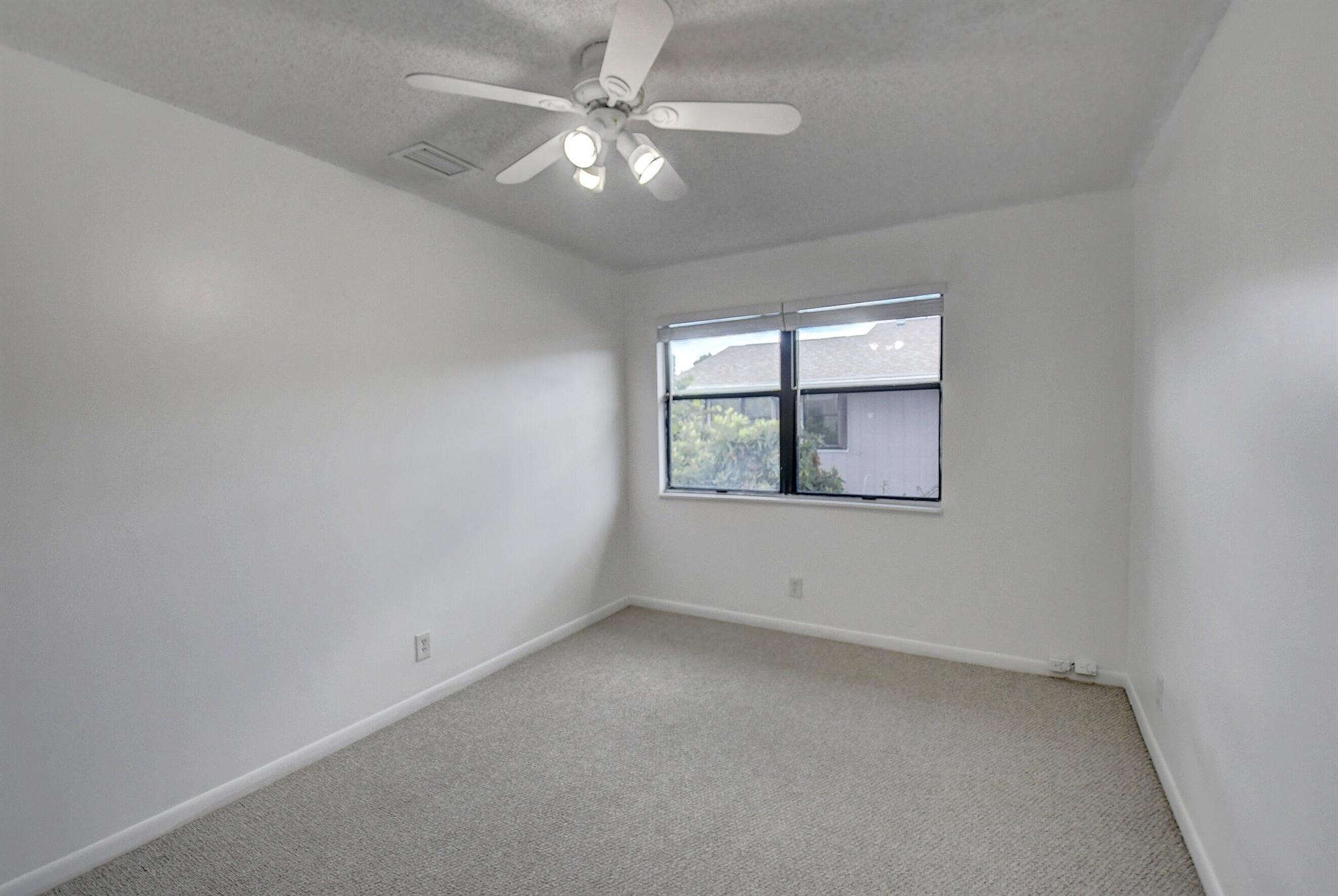 Country Lake - Residential