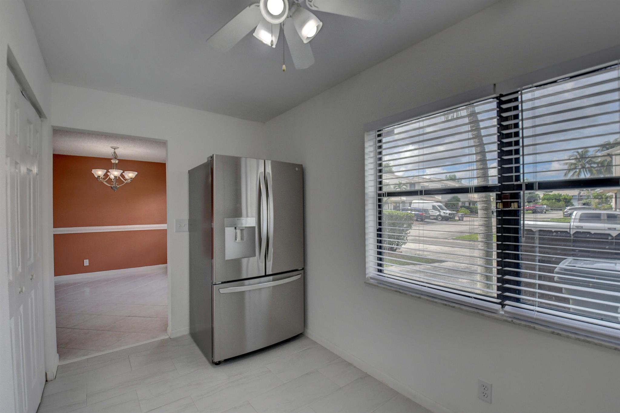 Country Lake - Residential