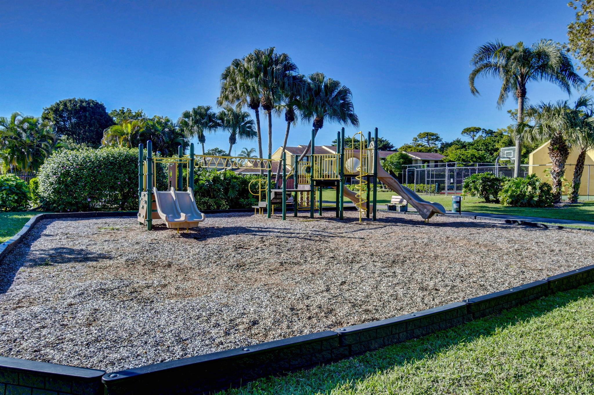 Country Lake - Residential