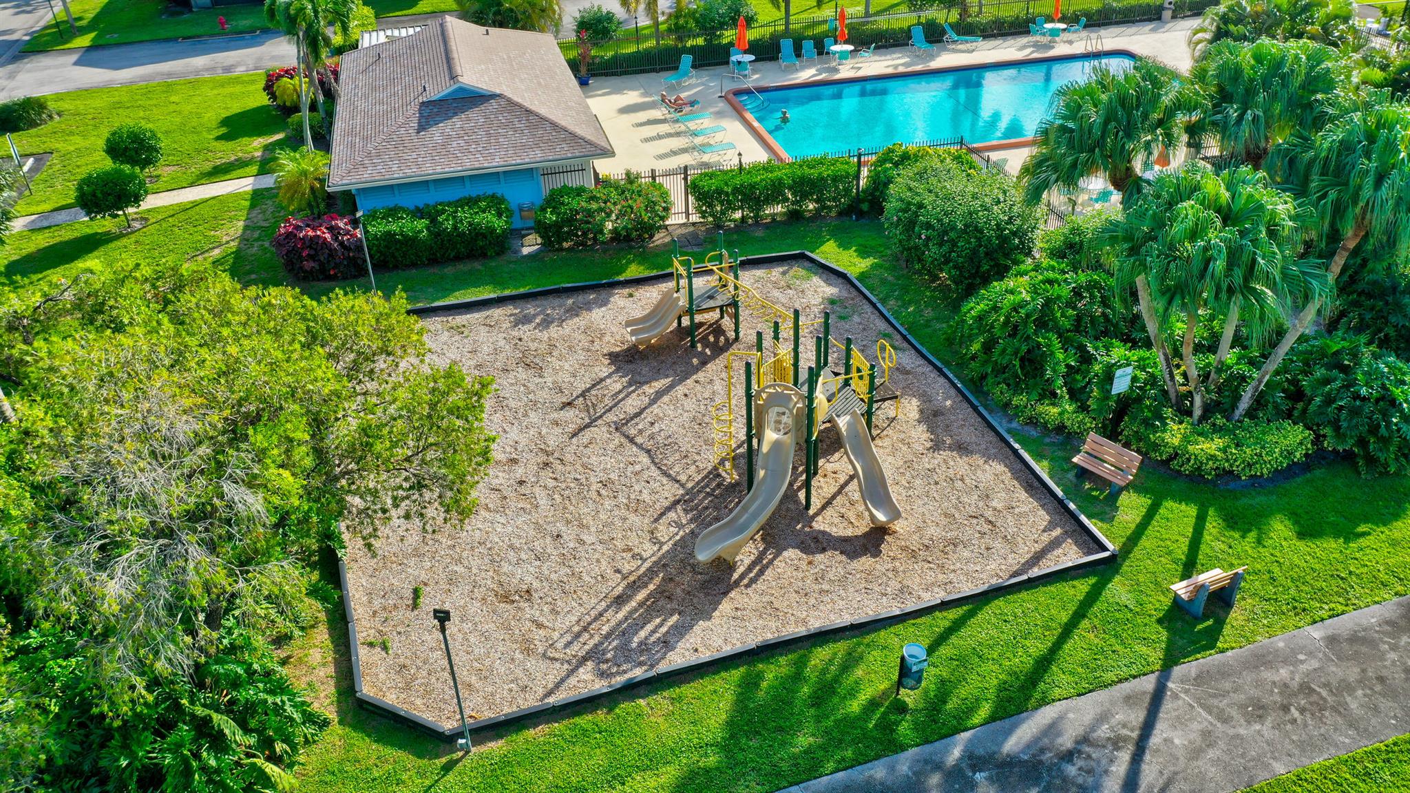 Country Lake - Residential