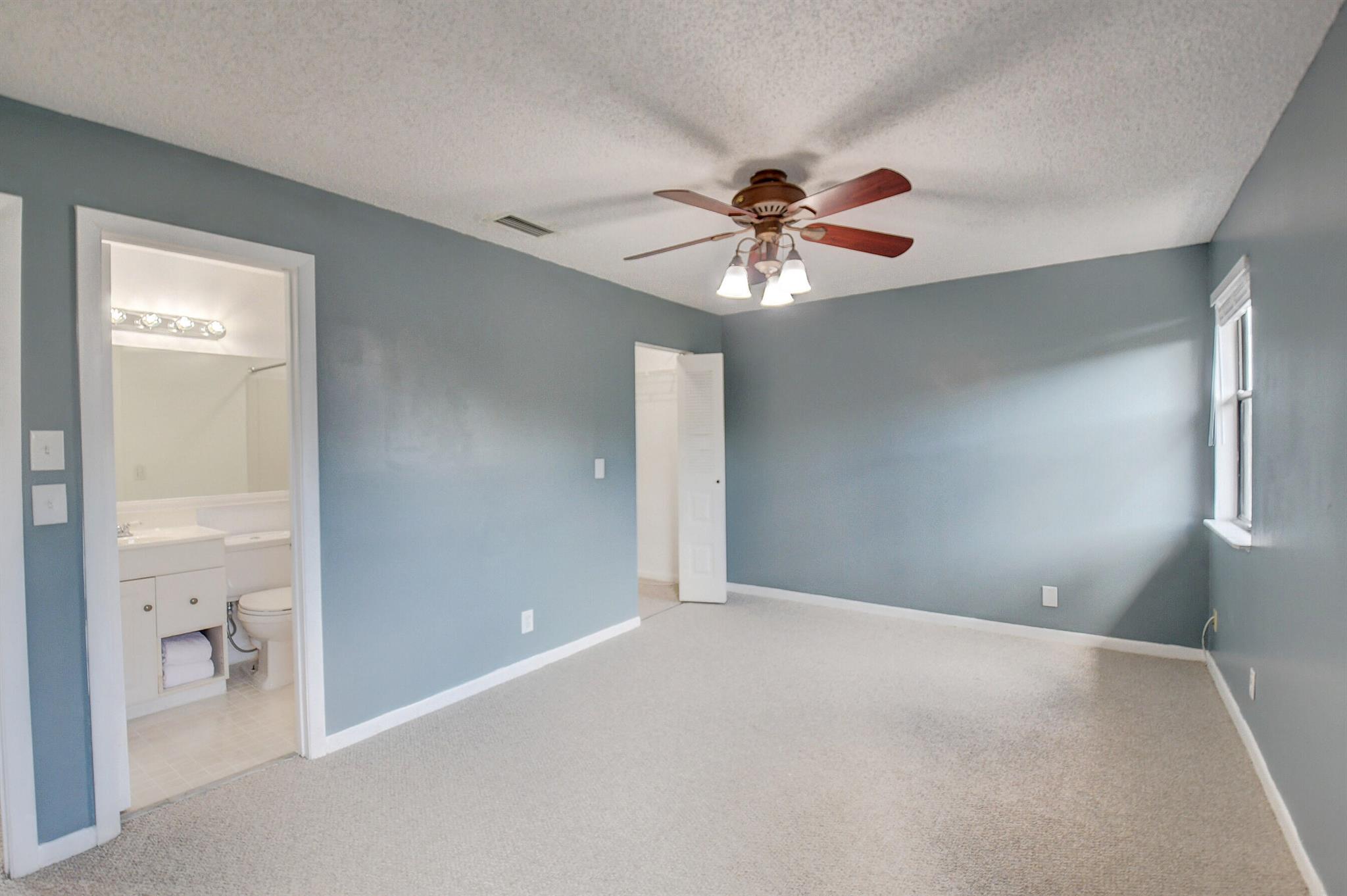 Country Lake - Residential