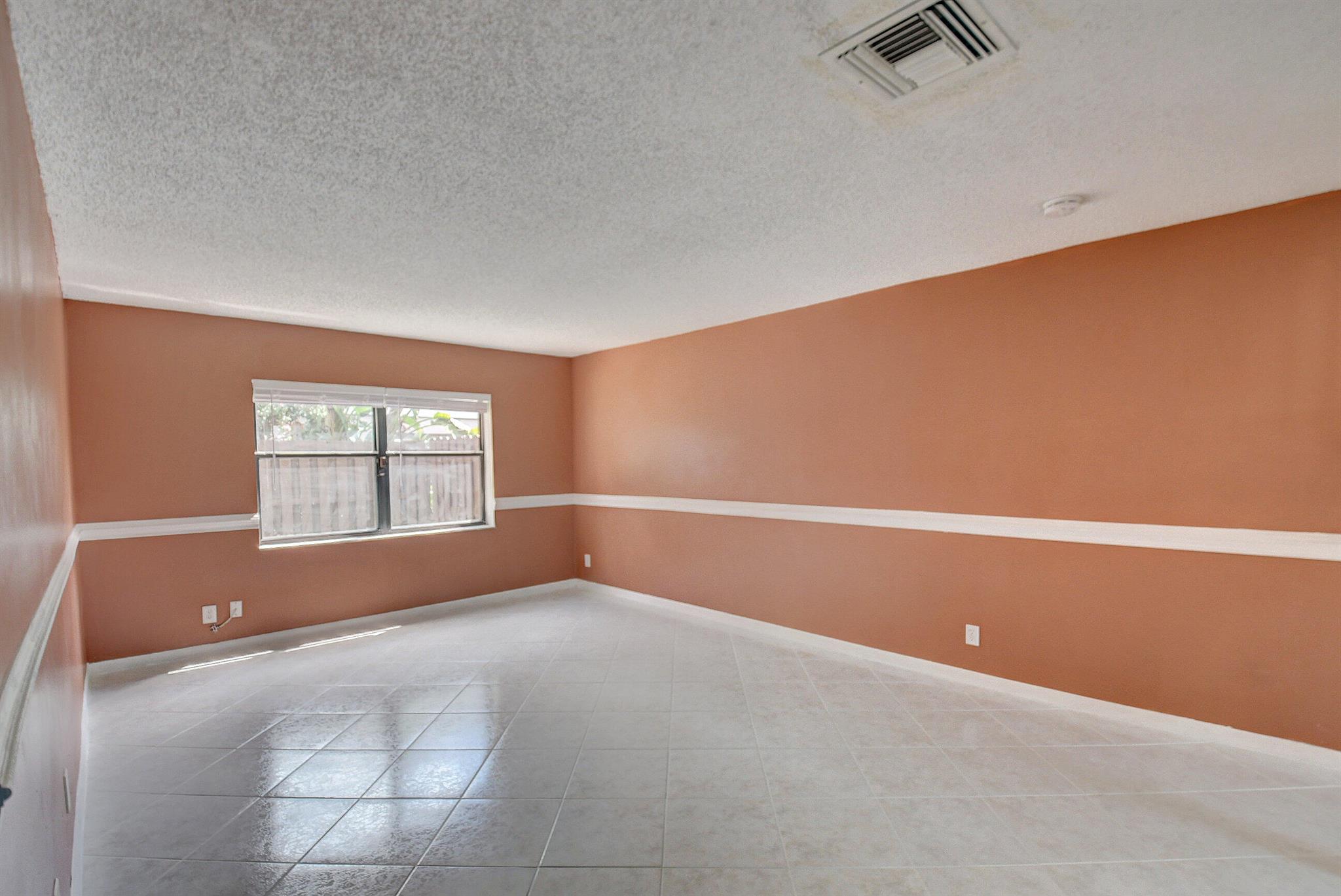 Country Lake - Residential