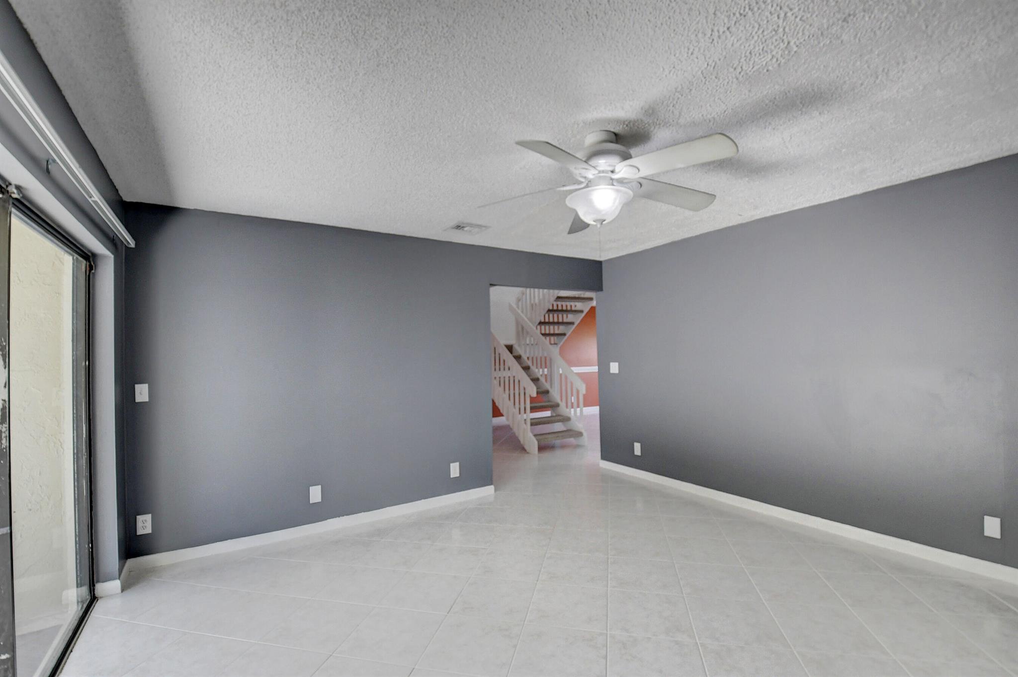 Country Lake - Residential