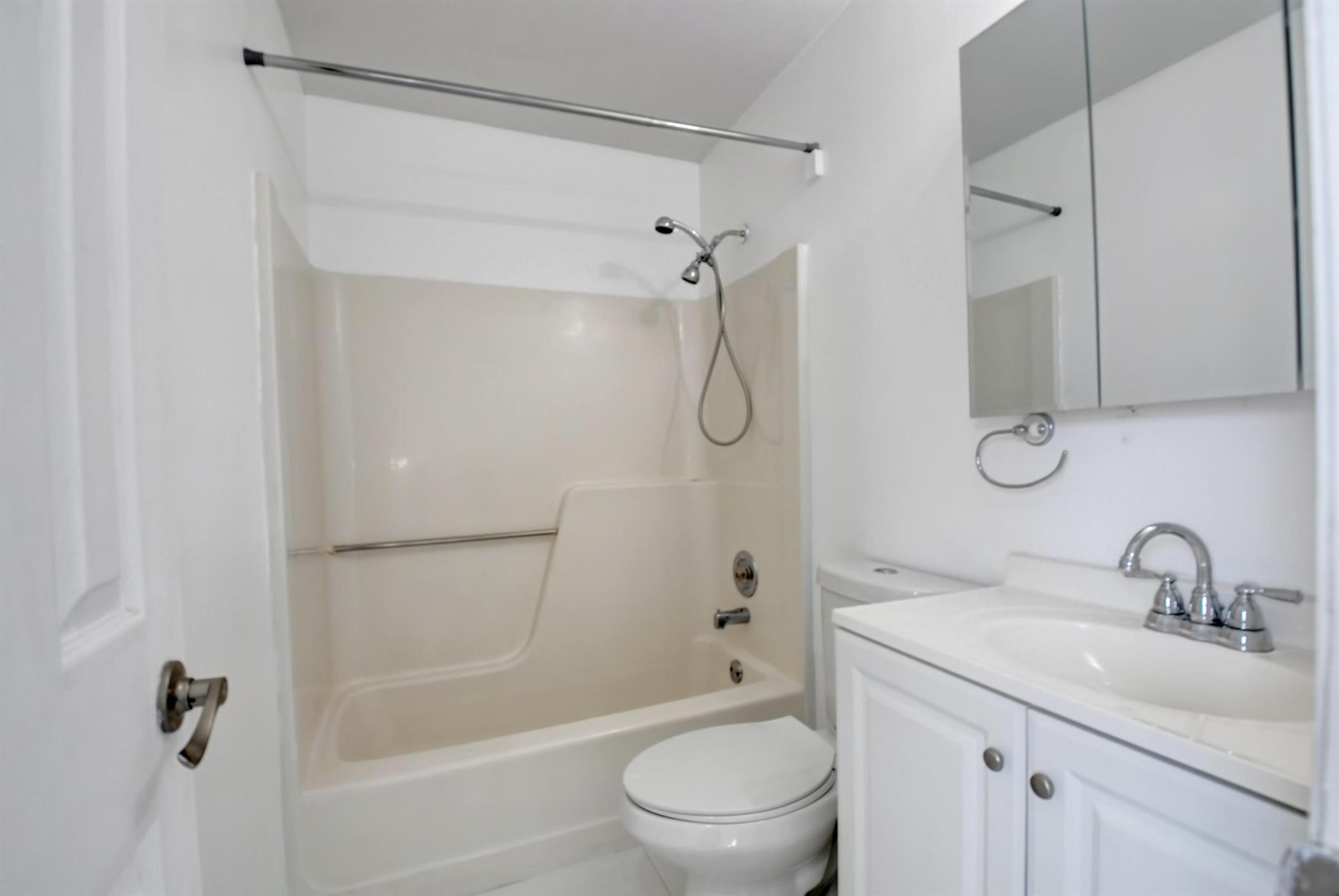 Country Lake - Residential