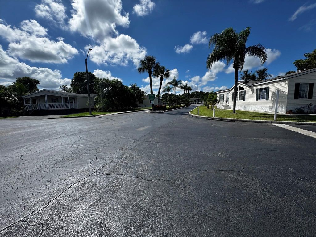 Photo of 2401 21st Way, Boynton Beach, FL 33436 (MLS # F10526531)