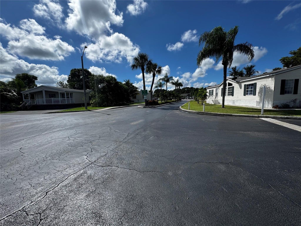Photo of 2401 21st Way, Boynton Beach, FL 33436 (MLS # F10526531)