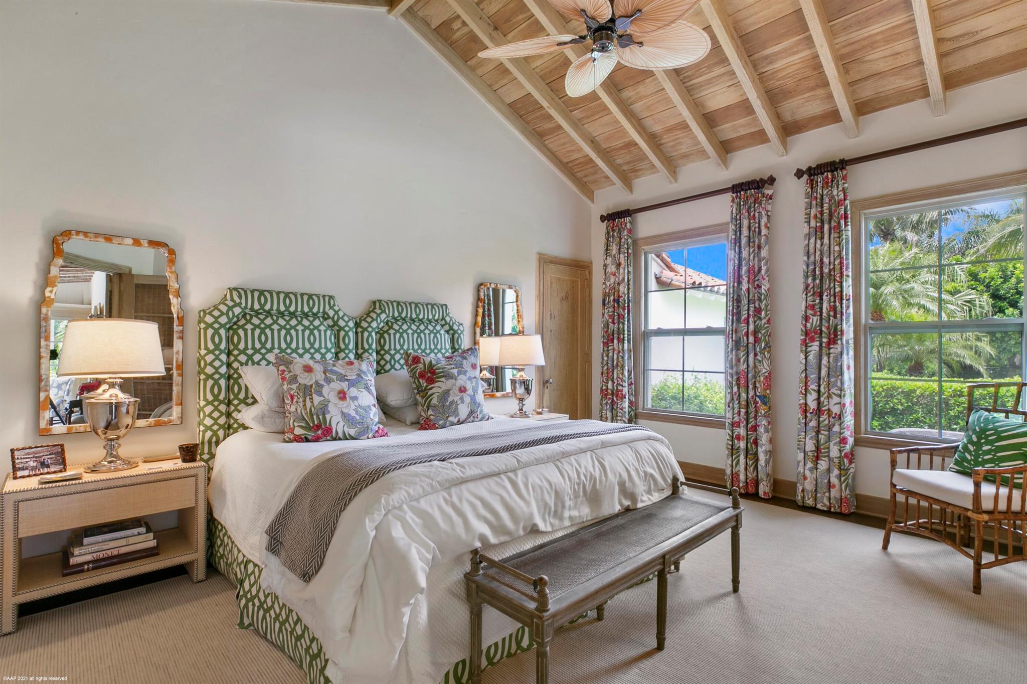 JUPITER ISLAND - Residential