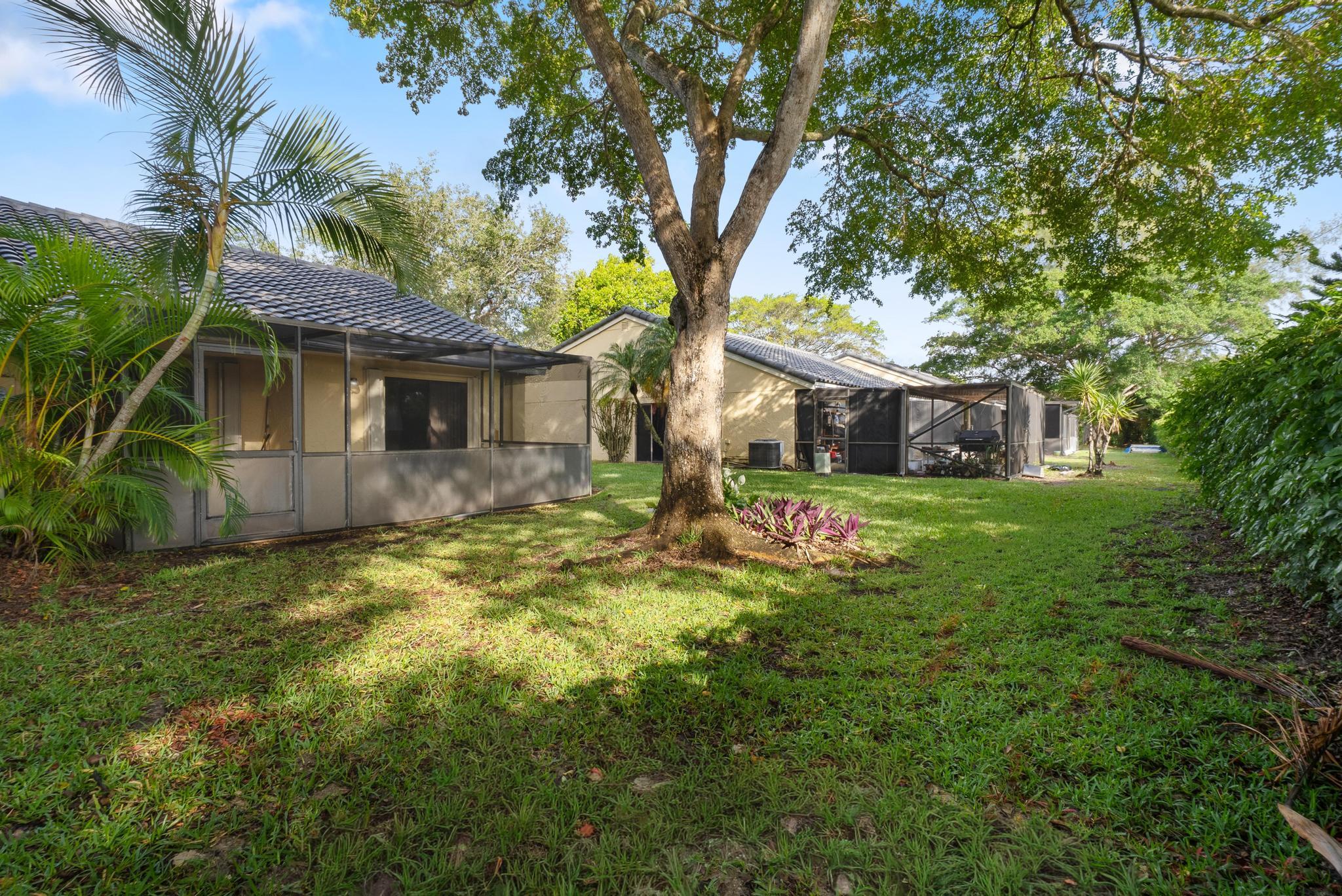 THORNHILL GLEN - Residential