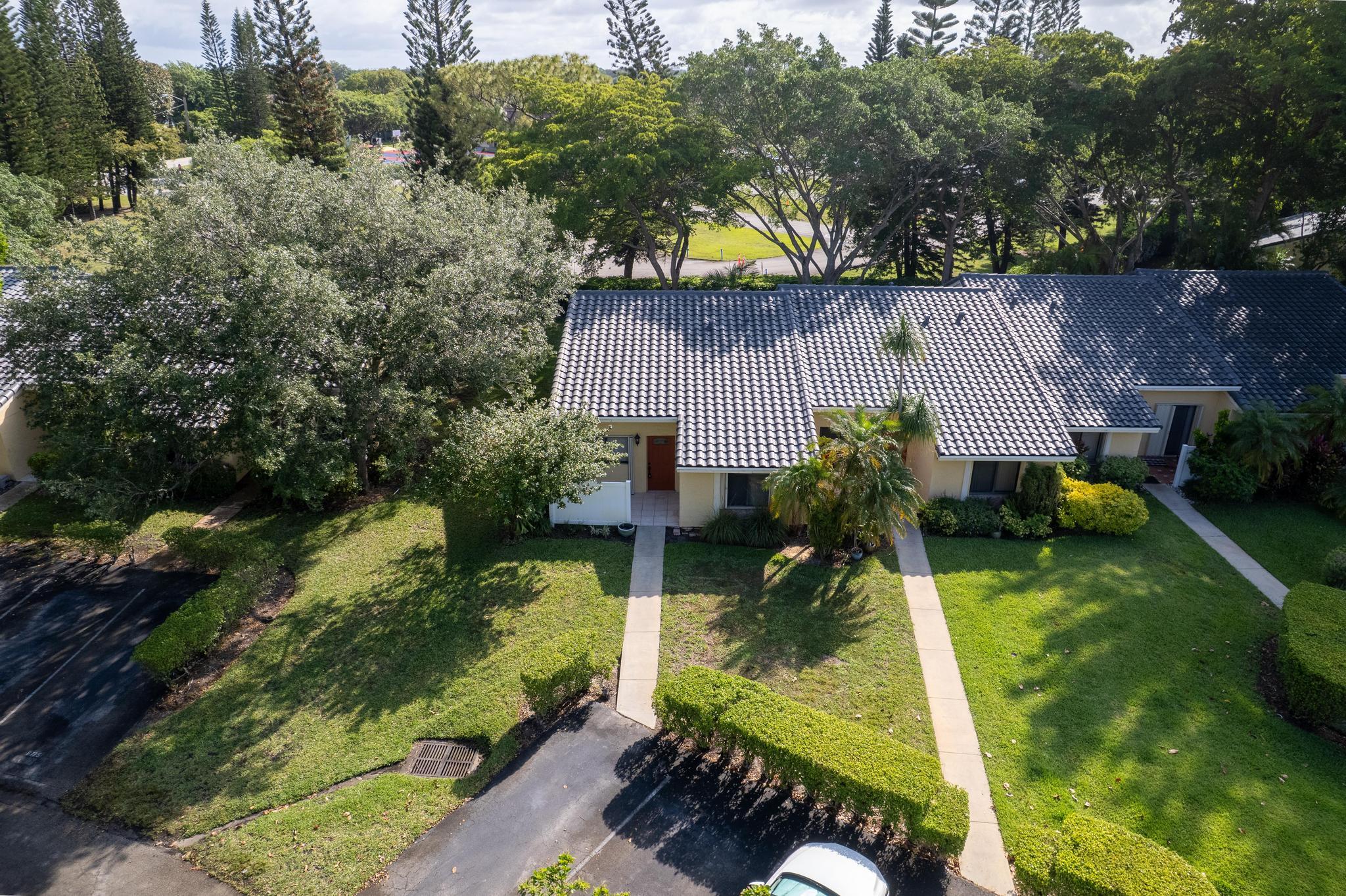 THORNHILL GLEN - Residential