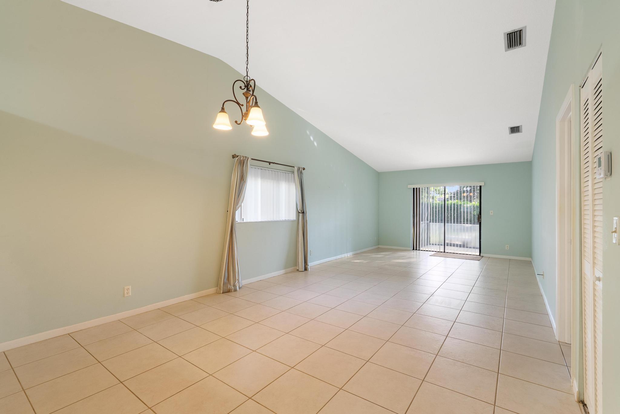THORNHILL GLEN - Residential